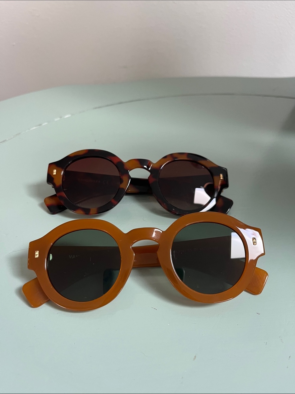 Round Retro Sunglasses in Tortoiseshell & Amber